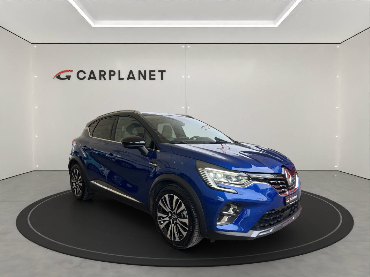 RENAULT Captur 1.6 E-Tech Plug-in Initiale, Hybride Rechargeable Essence/Électricité, Occasion / Utilisé, Automatique - 2