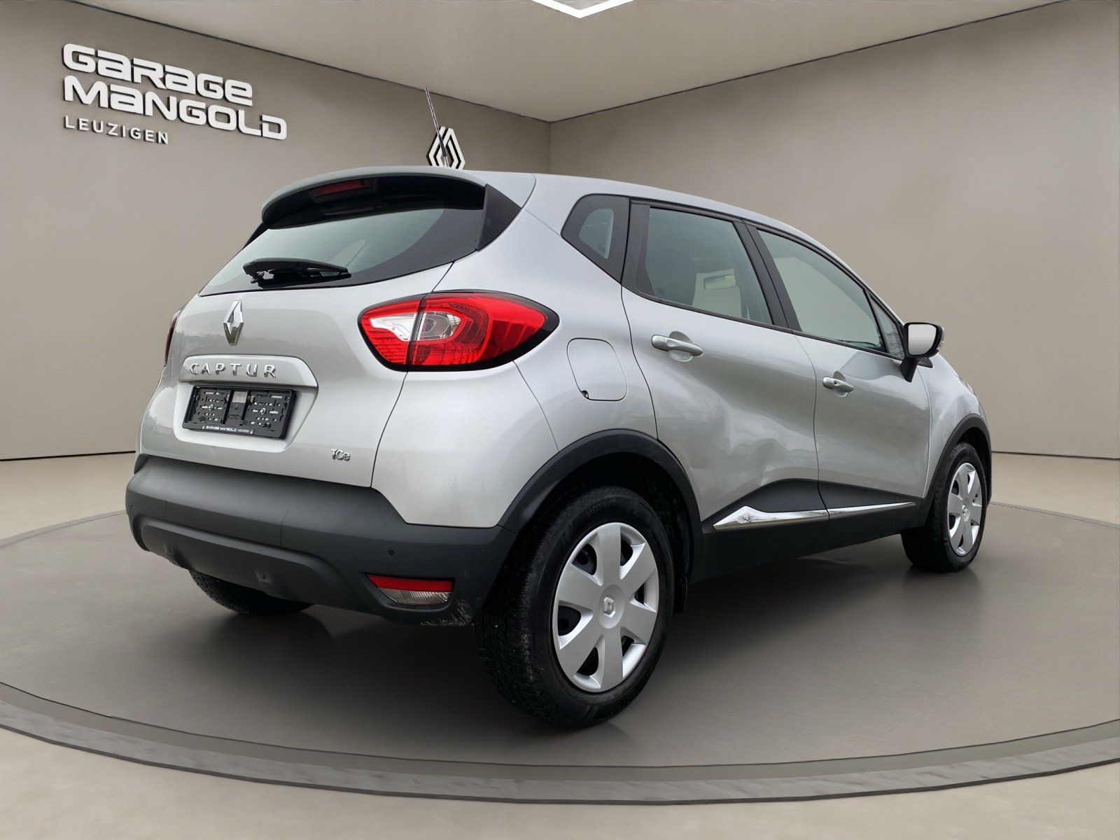 RENAULT Captur 1.2 T 16V Privilège EDC, Petrol, Second hand / Used, Automatic - 5