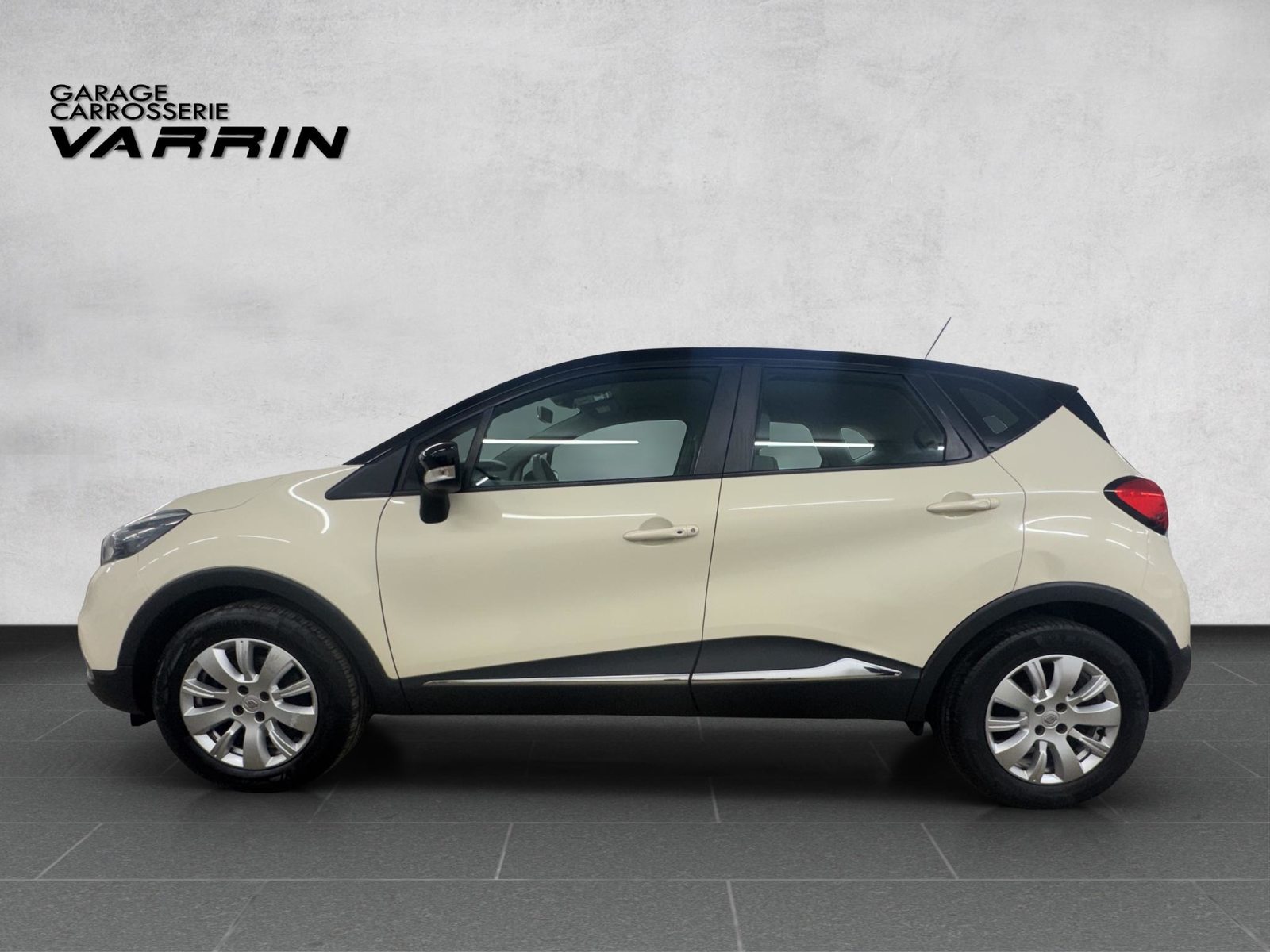 RENAULT Captur 1.2 TCe Dynamique EDC, Essence, Occasion / Utilisé, Automatique - 3