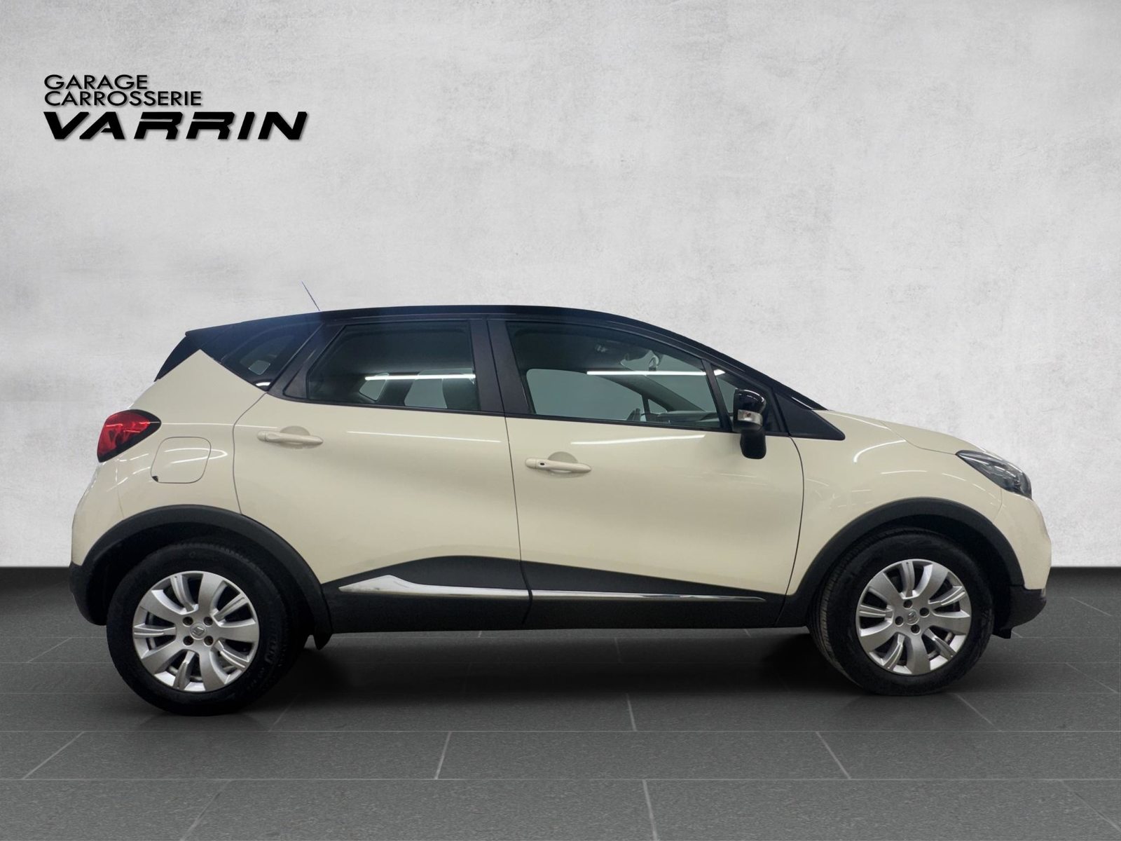 RENAULT Captur 1.2 TCe Dynamique EDC, Essence, Occasion / Utilisé, Automatique - 7