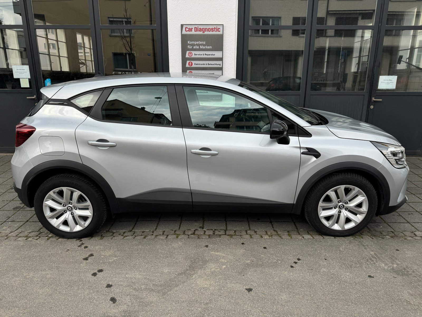 RENAULT Captur 1.3 TCe Techno EDC, Hybride Léger Essence/Électricité, Occasion / Utilisé, Automatique - 5