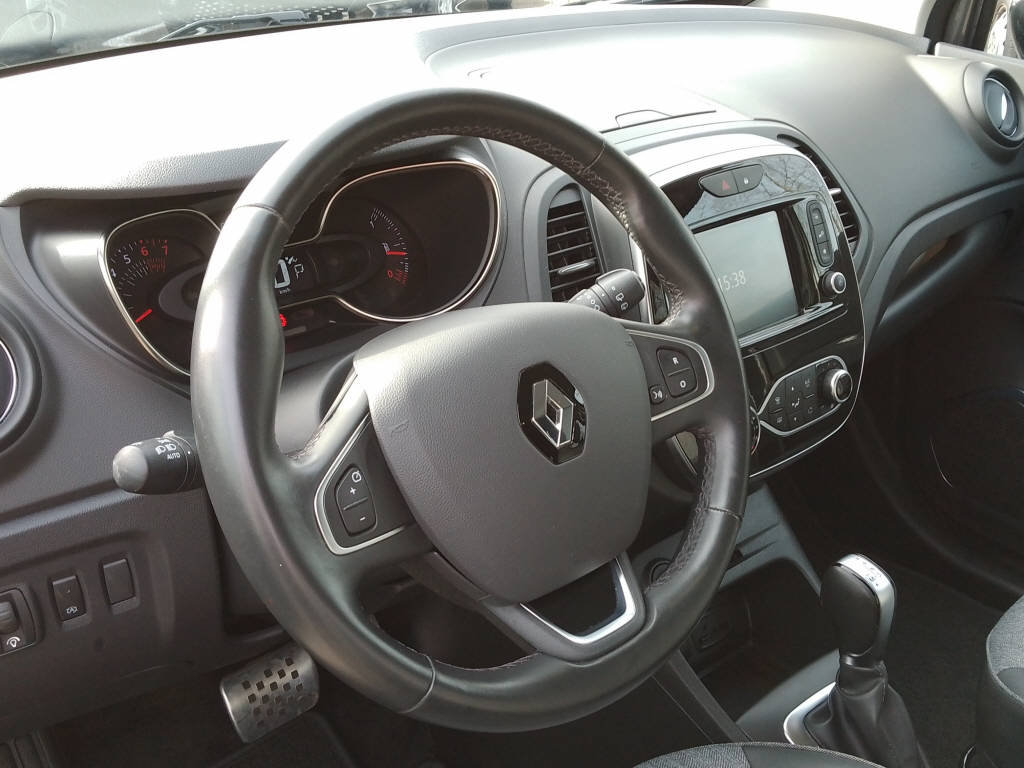 RENAULT Captur 1.2 TCe 90th Anniv. EDC S/S, Benzin, Occasion / Gebraucht, Automatik - 7