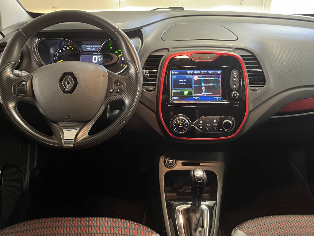 RENAULT Captur 1.2 TCe Helly Hansen EDC, Petrol, Second hand / Used, Automatic - 6