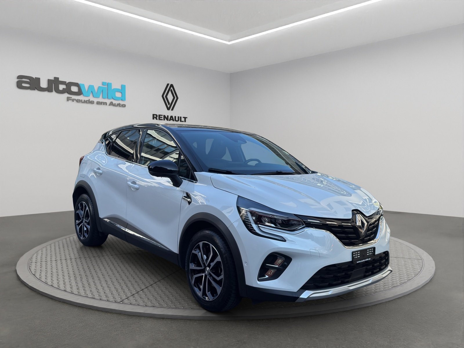 RENAULT Captur EDITION ONE 1.6 E-Tech Plug-in, Plug-in-Hybrid Petrol/Electric, Second hand / Used, Automatic - 4