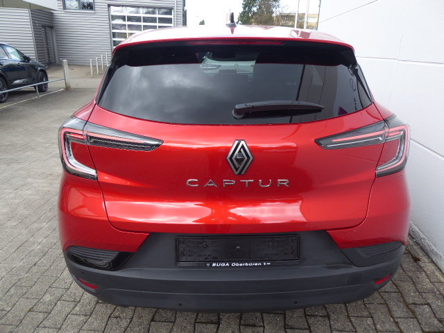 RENAULT Captur 1.3 TCe 140 techno, Mild-Hybrid Petrol/Electric, Second hand / Used, Manual - 4