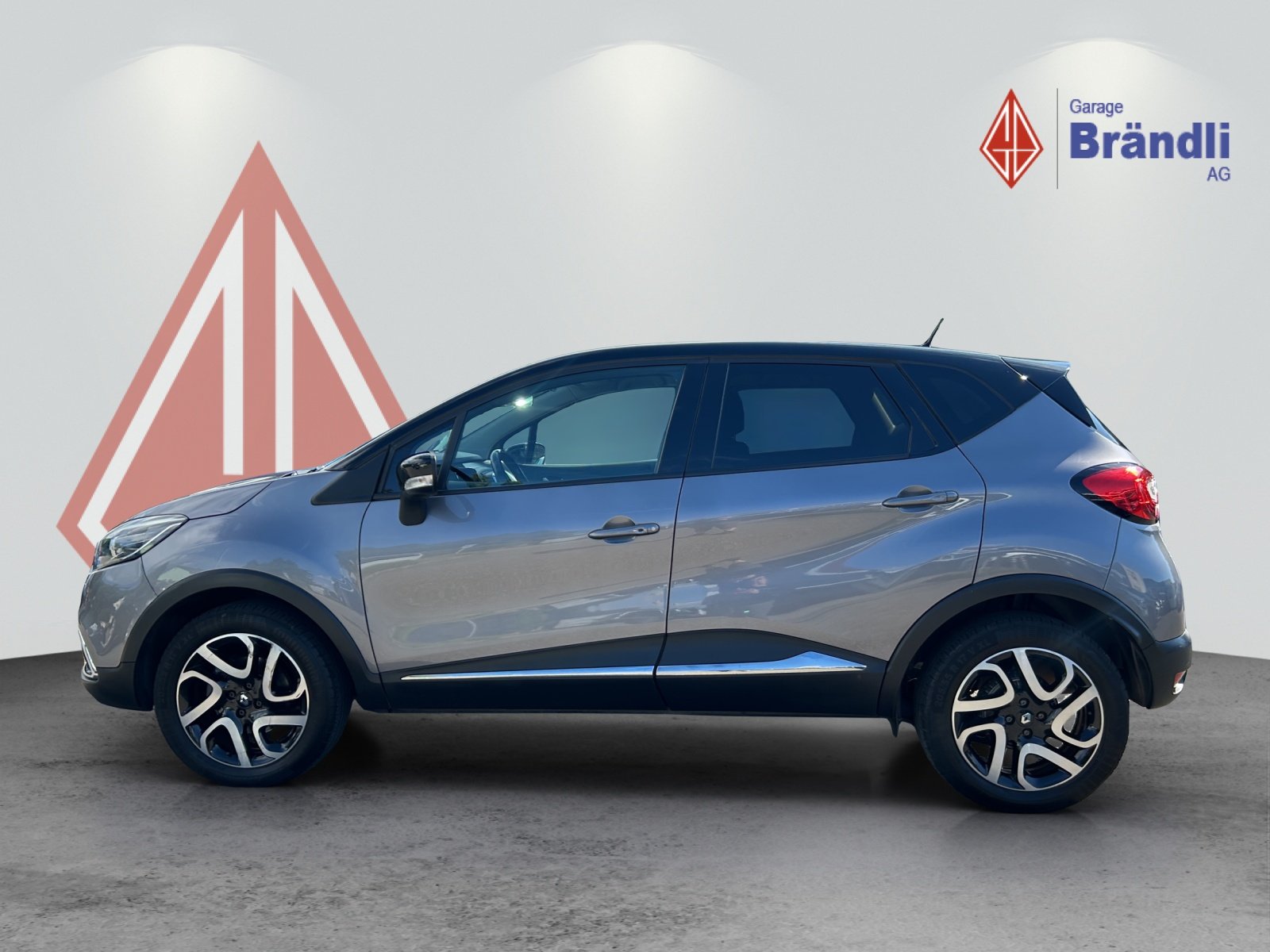 RENAULT Captur 1.2 TCe Swiss Ed. EDC S/S, Benzina, Occasioni / Usate, Automatico - 3