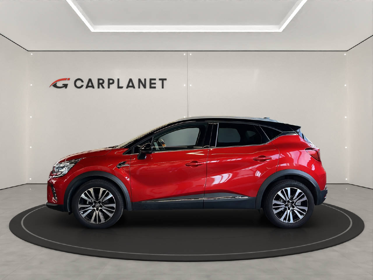 RENAULT Captur 1.3 TCe 140 Initiale EDC, Mild-Hybrid Petrol/Electric, Second hand / Used, Automatic - 2