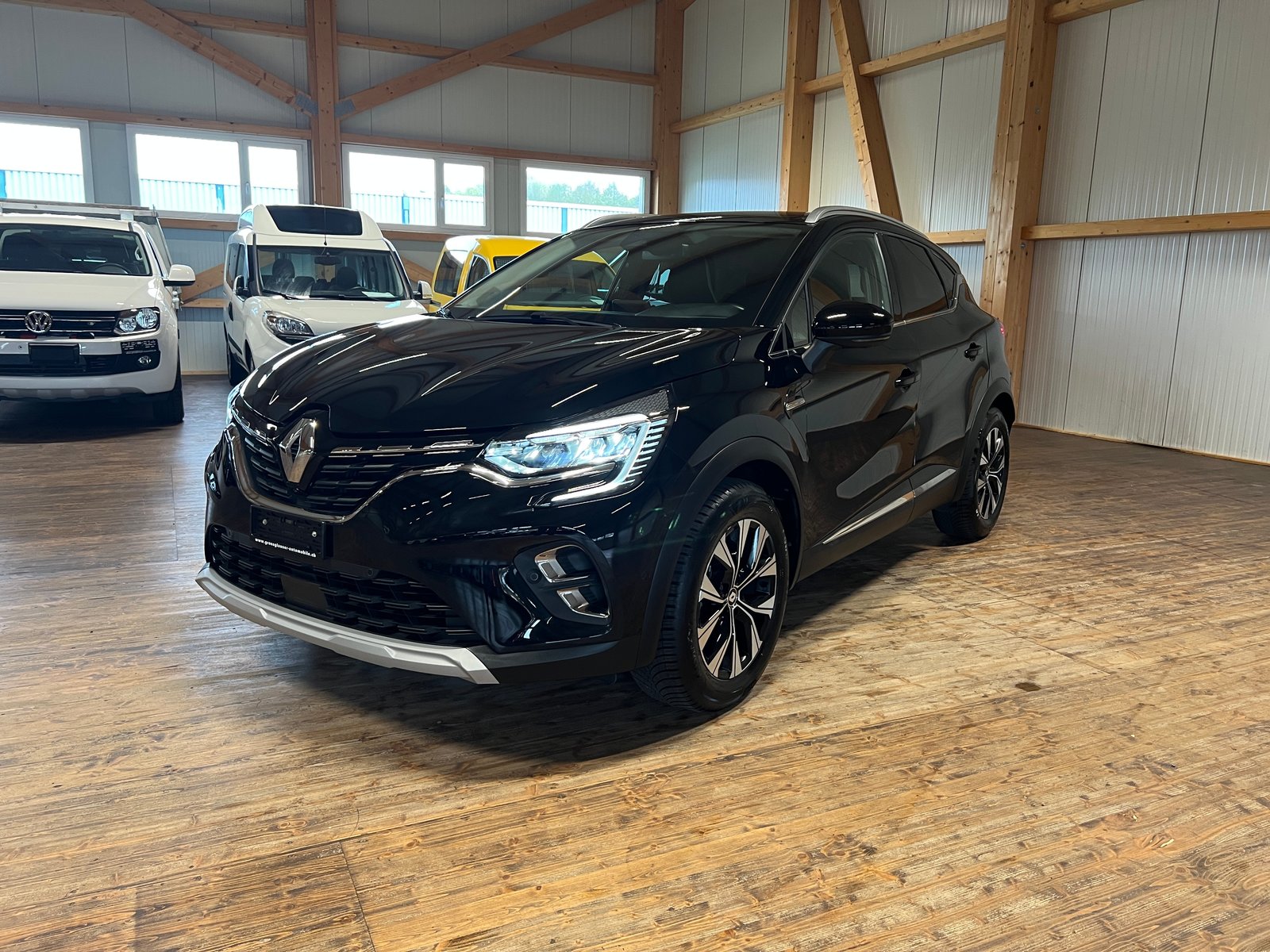 RENAULT Captur 1.3 TCe Techno EDC