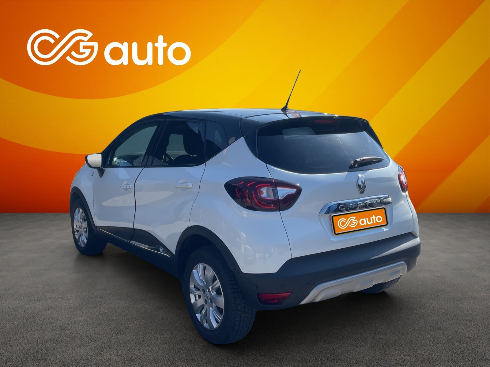 RENAULT Captur 1.2 T 16V 90th Anniversary EDC, Petrol, Second hand / Used, Automatic - 6