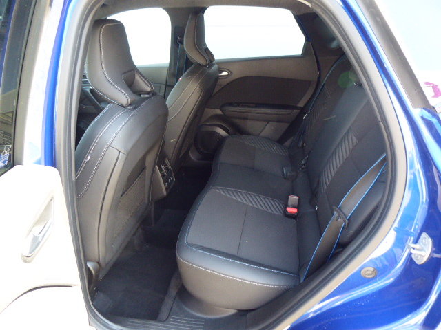 RENAULT Captur 1.3 TCe 160 esprit Alpine EDC, Mild-Hybrid Benzin/Elektro, Occasion / Gebraucht, Automatik - 7