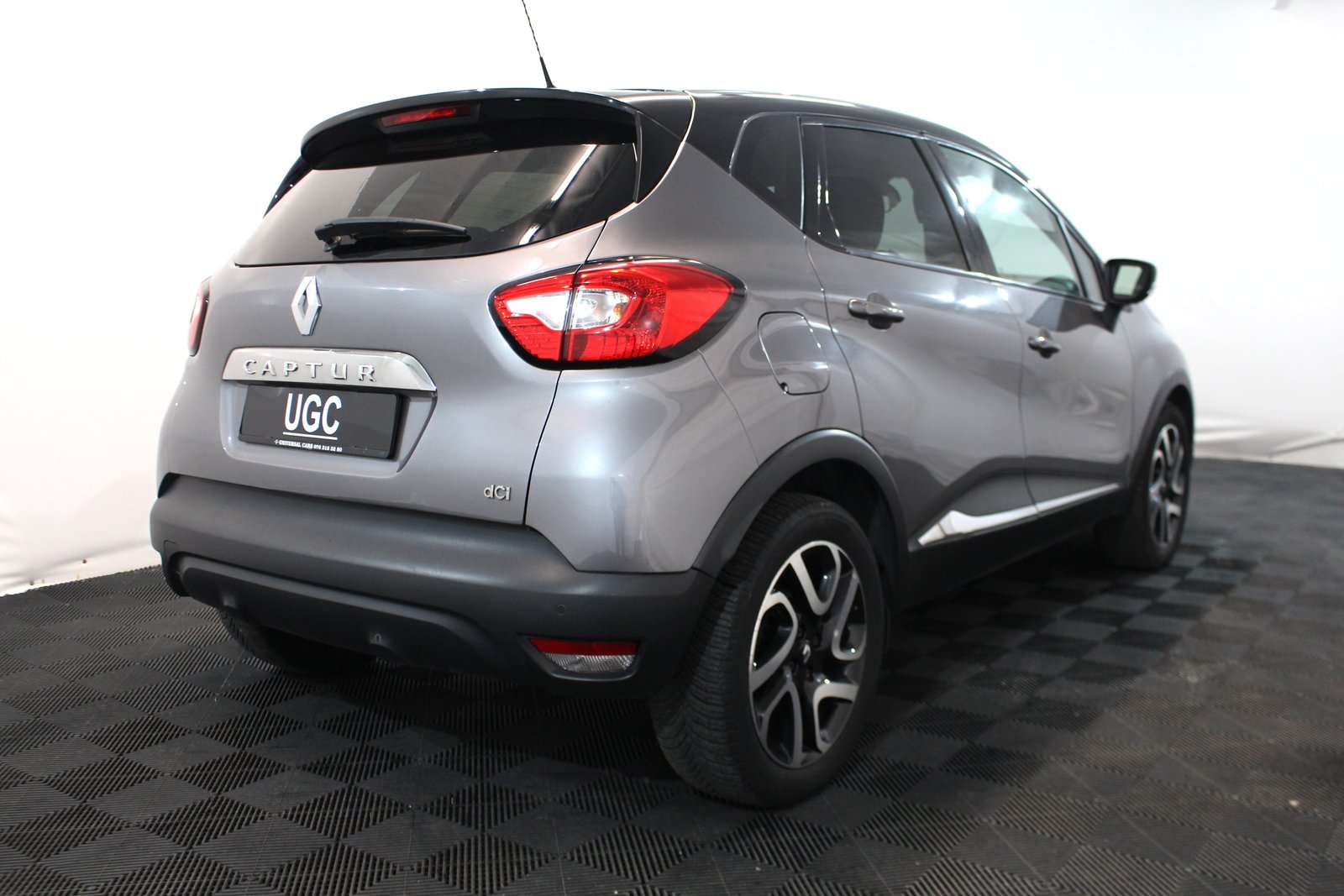 RENAULT Captur 1.5 dCi Privilege S/S, Diesel, Occasion / Utilisé, Manuelle - 6
