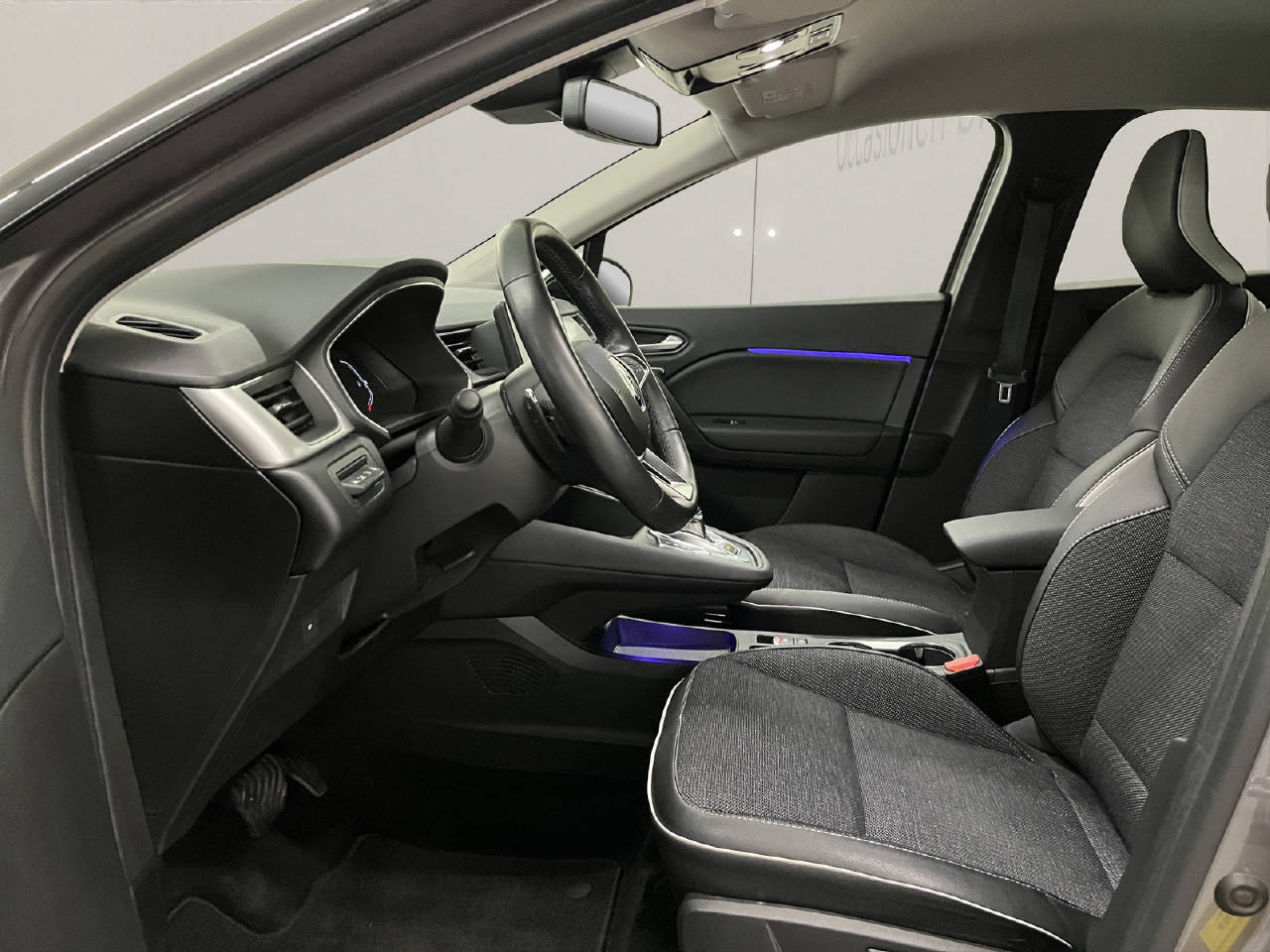 RENAULT Captur 1.3 TCe 140 techno EDC, Mild-Hybrid Benzin/Elektro, Occasion / Gebraucht, Automatik - 5