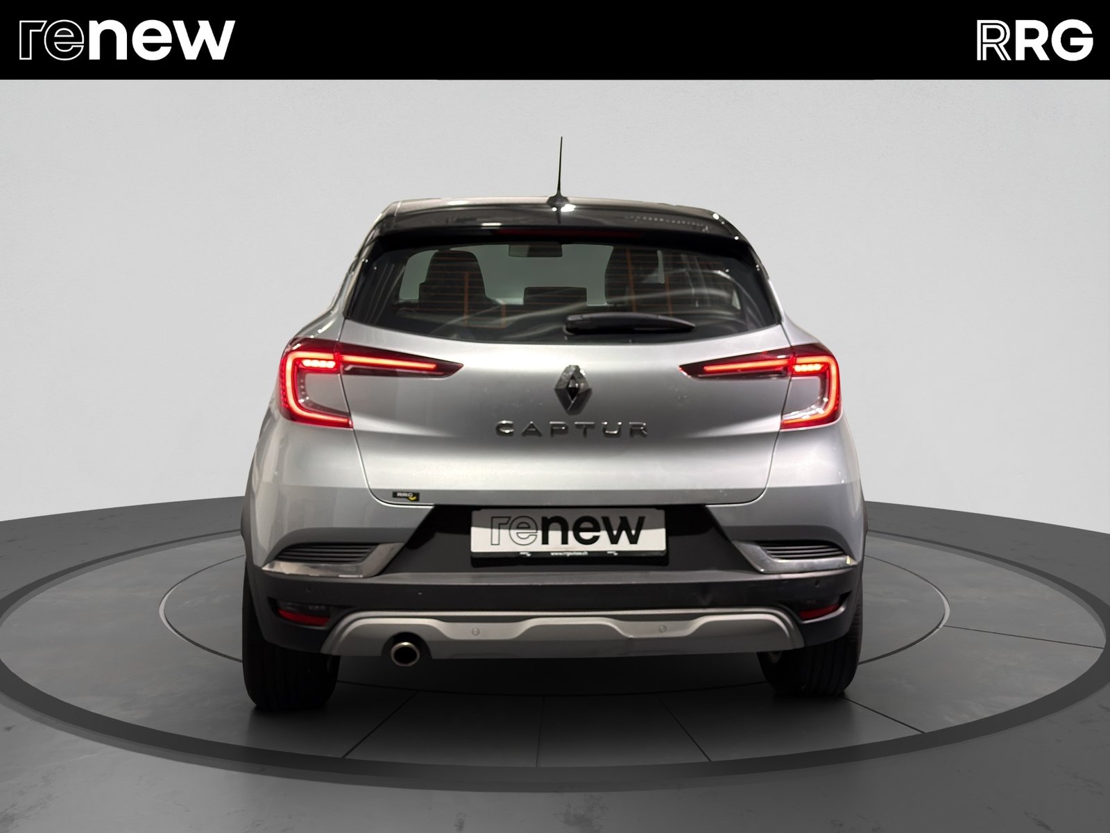 RENAULT Captur 1.3 TCe EDC Intens EDC, Mild-Hybrid Petrol/Electric, Second hand / Used, Automatic - 4