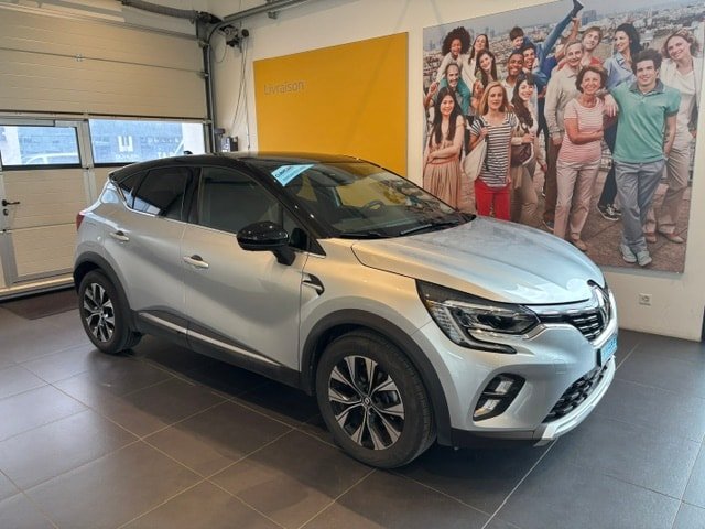 RENAULT Captur 1.6 E-Tech 145 Techno DHT