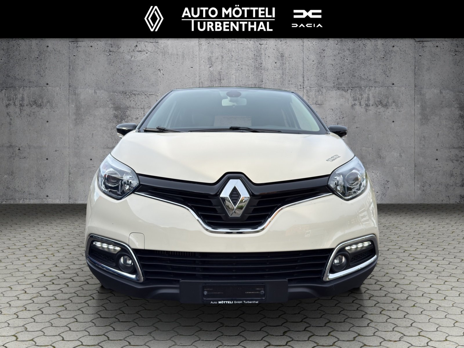 RENAULT Captur 1.2 TCe Privilege EDC S/S, Petrol, Second hand / Used, Automatic - 2