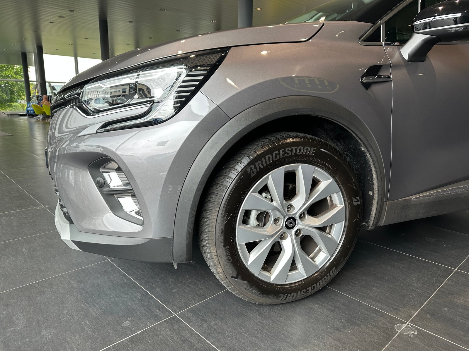 RENAULT Captur 1.3 TCe EDC Intens EDC, Mild-Hybrid Benzin/Elektro, Occasion / Gebraucht, Automatik - 3