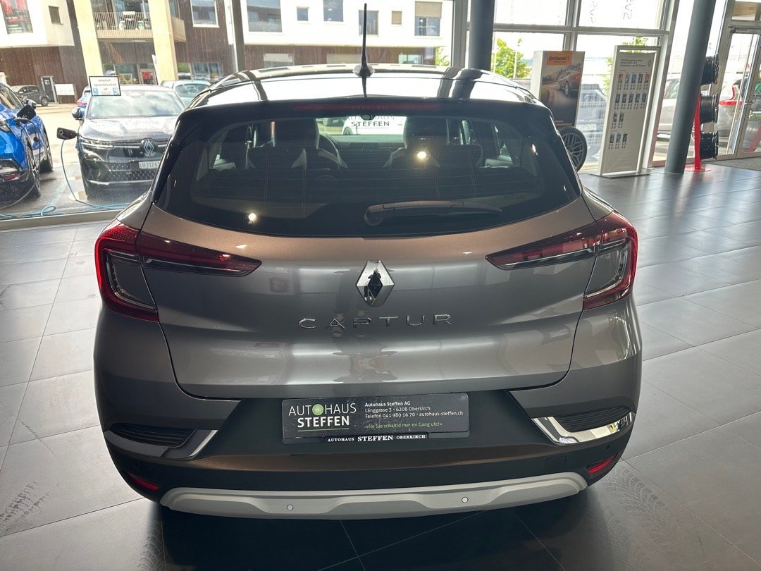 RENAULT Captur 1.3 TCe EDC Intens EDC, Mild-Hybrid Benzin/Elektro, Occasion / Gebraucht, Automatik - 5