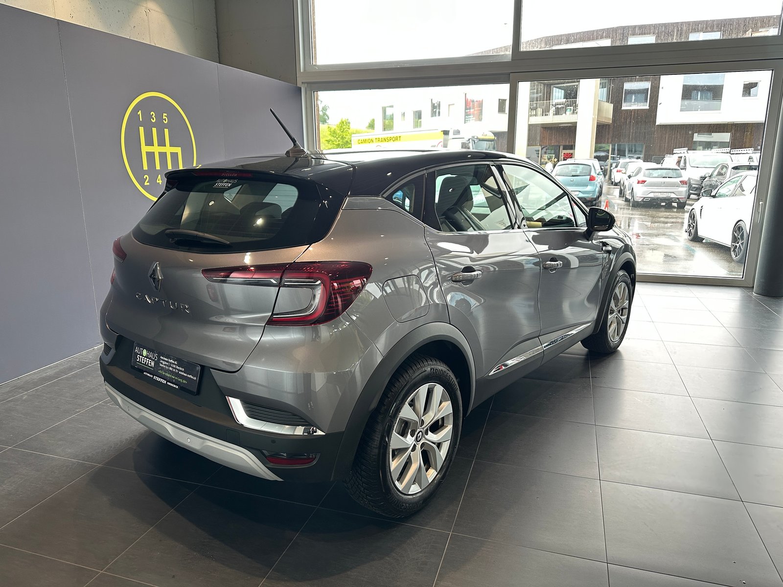 RENAULT Captur 1.3 TCe EDC Intens EDC, Mild-Hybrid Benzin/Elektro, Occasion / Gebraucht, Automatik - 7