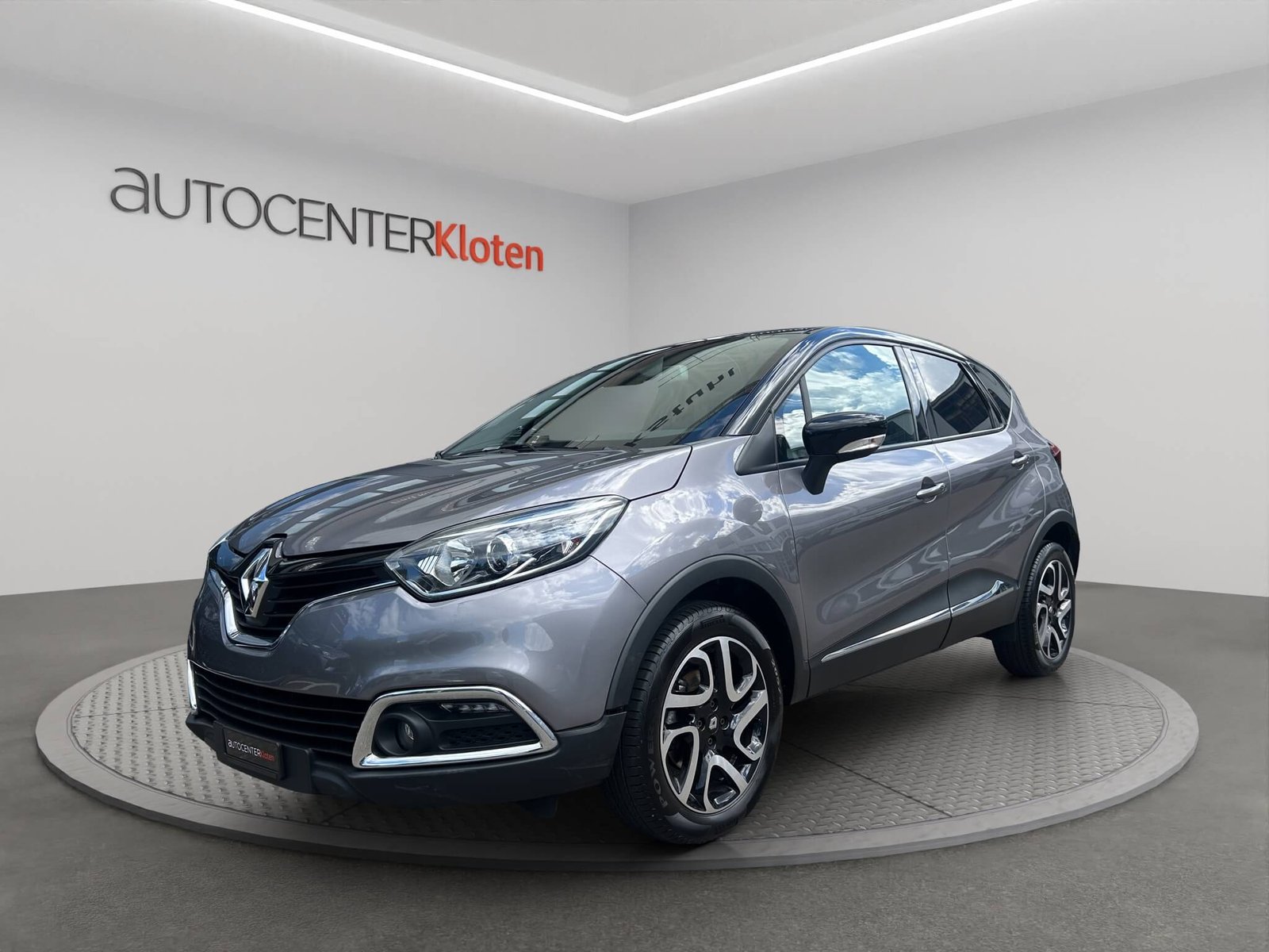 RENAULT Captur 1.2 TCe Swiss Ed. EDC S/S