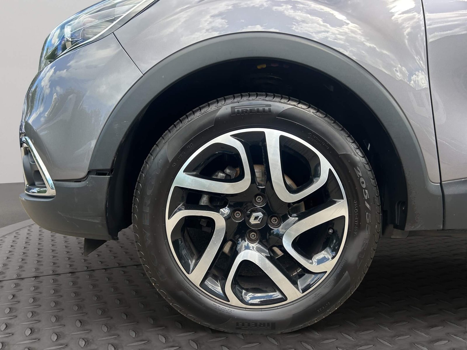 RENAULT Captur 1.2 TCe Swiss Ed. EDC S/S, Benzina, Occasioni / Usate, Automatico - 6