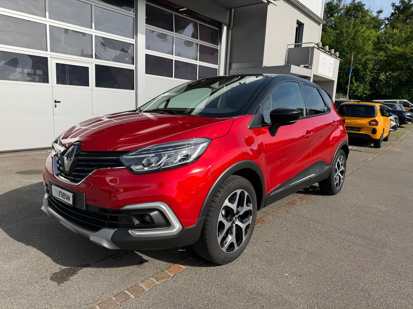 RENAULT Captur 1.2 TCe Intens EDC S/S
