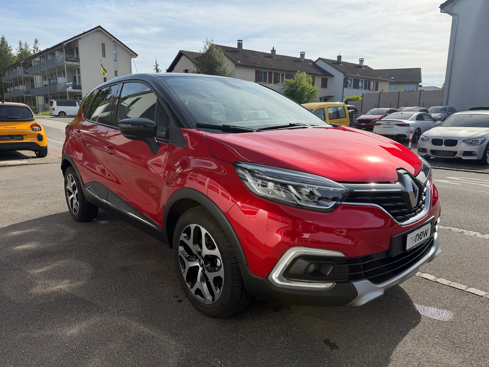 RENAULT Captur 1.2 TCe Intens EDC S/S, Benzin, Occasion / Gebraucht, Automatik - 3