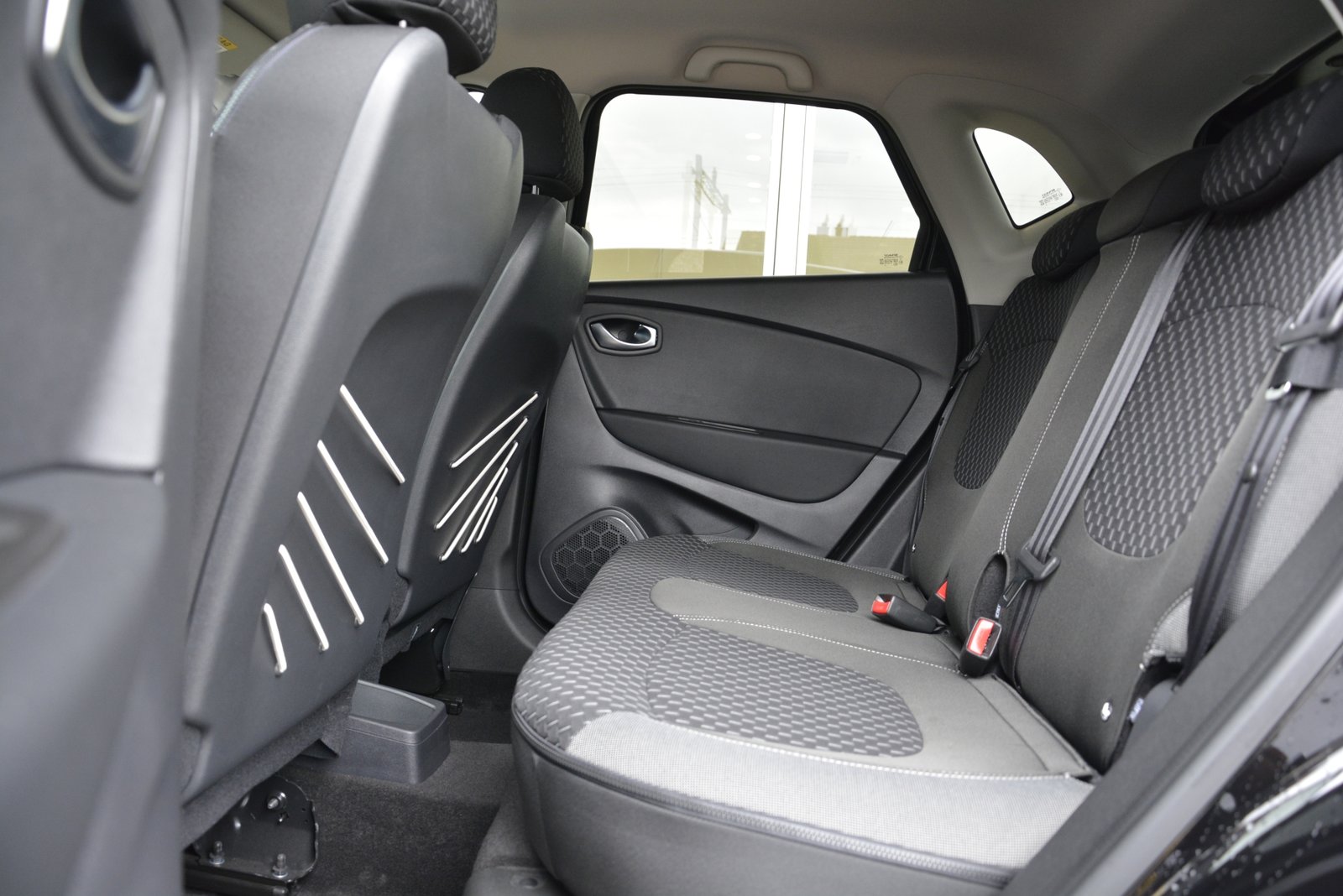 RENAULT Captur Intens TCE 150 EDC, Essence, Occasion / Utilisé, Automatique - 7