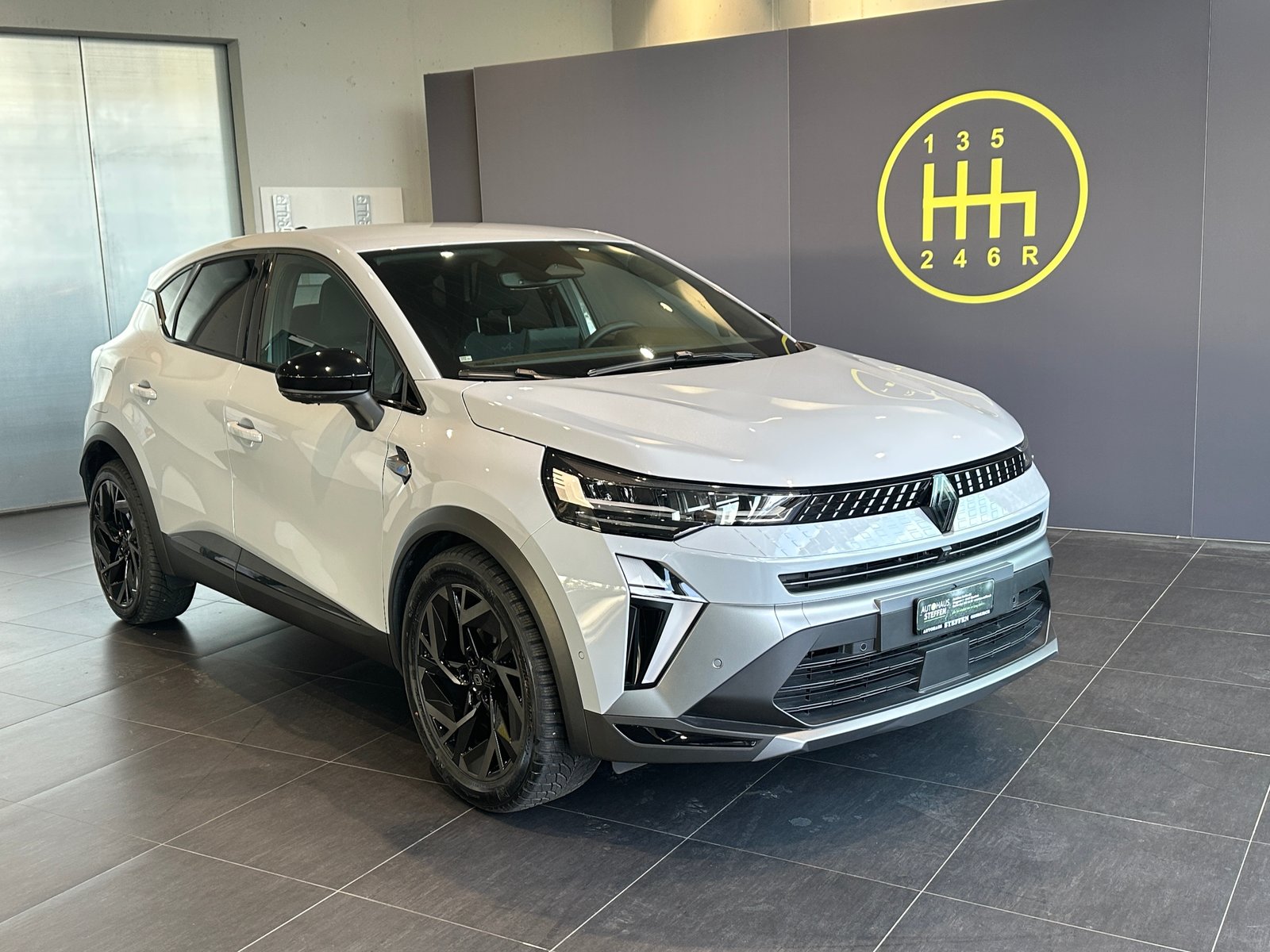 RENAULT Captur 1.3 TCe Esprit Alpine EDC