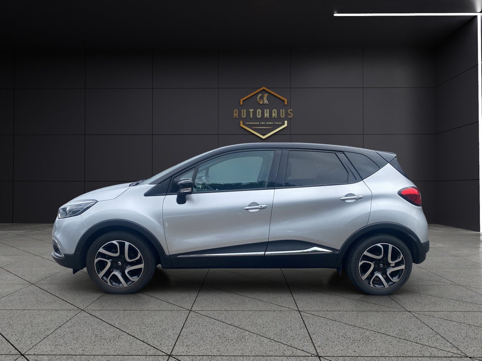 RENAULT Captur 1.2 T 16V Dynamique EDC, Benzin, Occasion / Gebraucht, Automatik - 2
