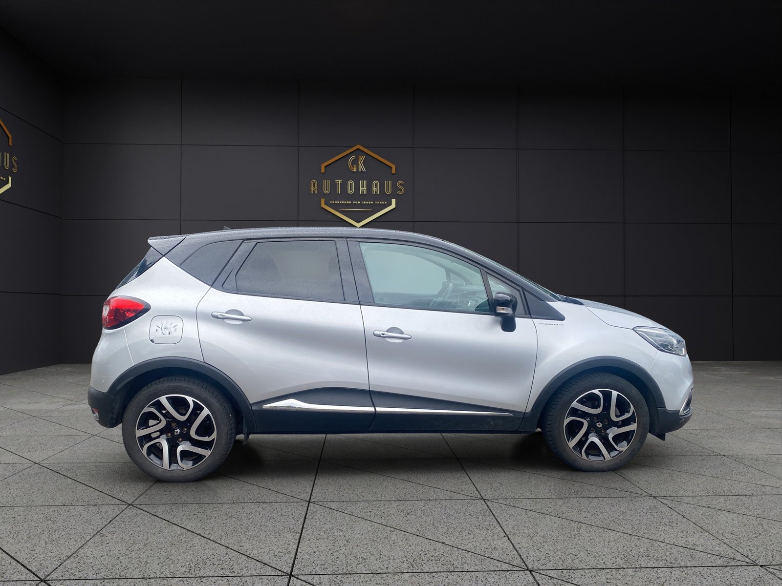 RENAULT Captur 1.2 T 16V Dynamique EDC, Benzin, Occasion / Gebraucht, Automatik - 7