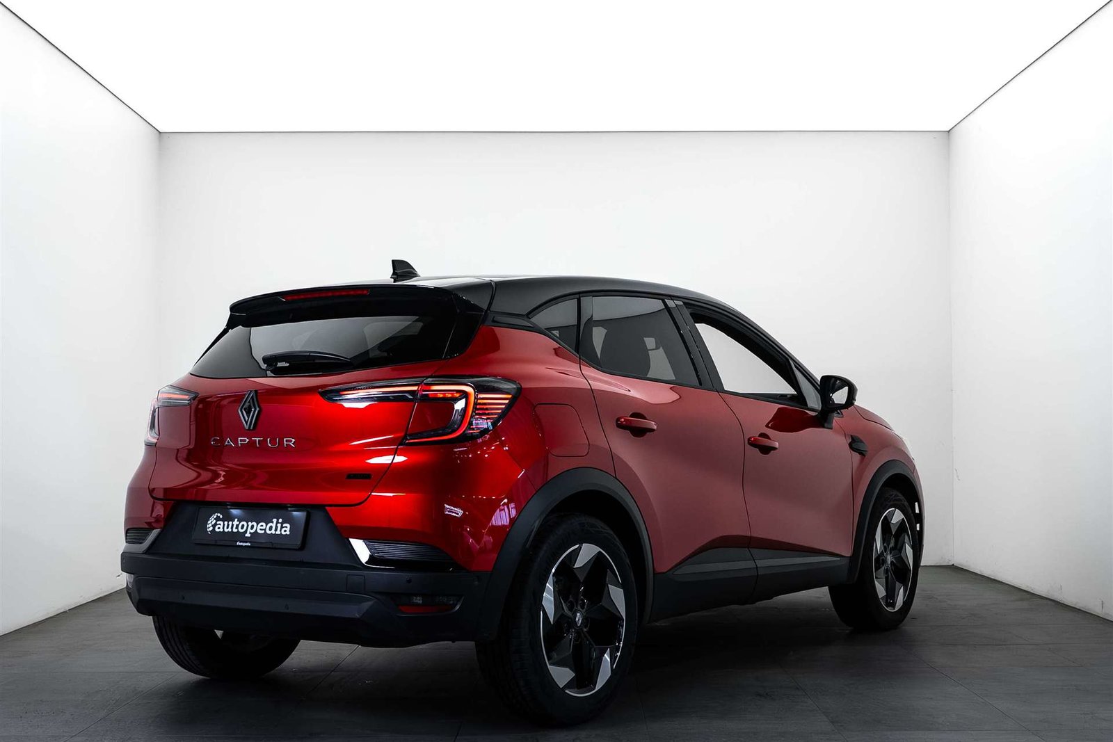 RENAULT Captur 1.8 E-Tech 160 Techno DHT-Automat, Full-Hybrid Petrol/Electric, Second hand / Used, Automatic - 3
