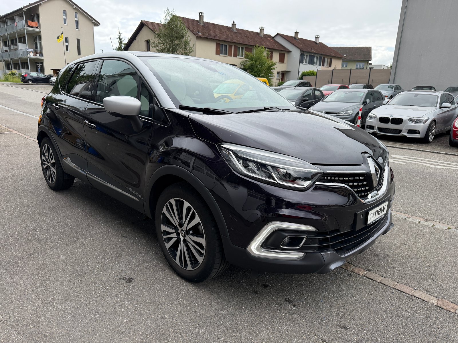 RENAULT Captur 1.3 TCe Initiale EDC S/S PF, Petrol, Second hand / Used, Automatic - 3
