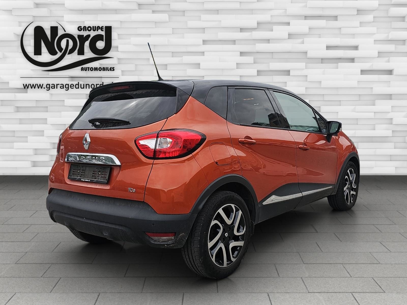 RENAULT Captur 0.9 TCe Privilege S/S, Petrol, Second hand / Used, Manual - 2