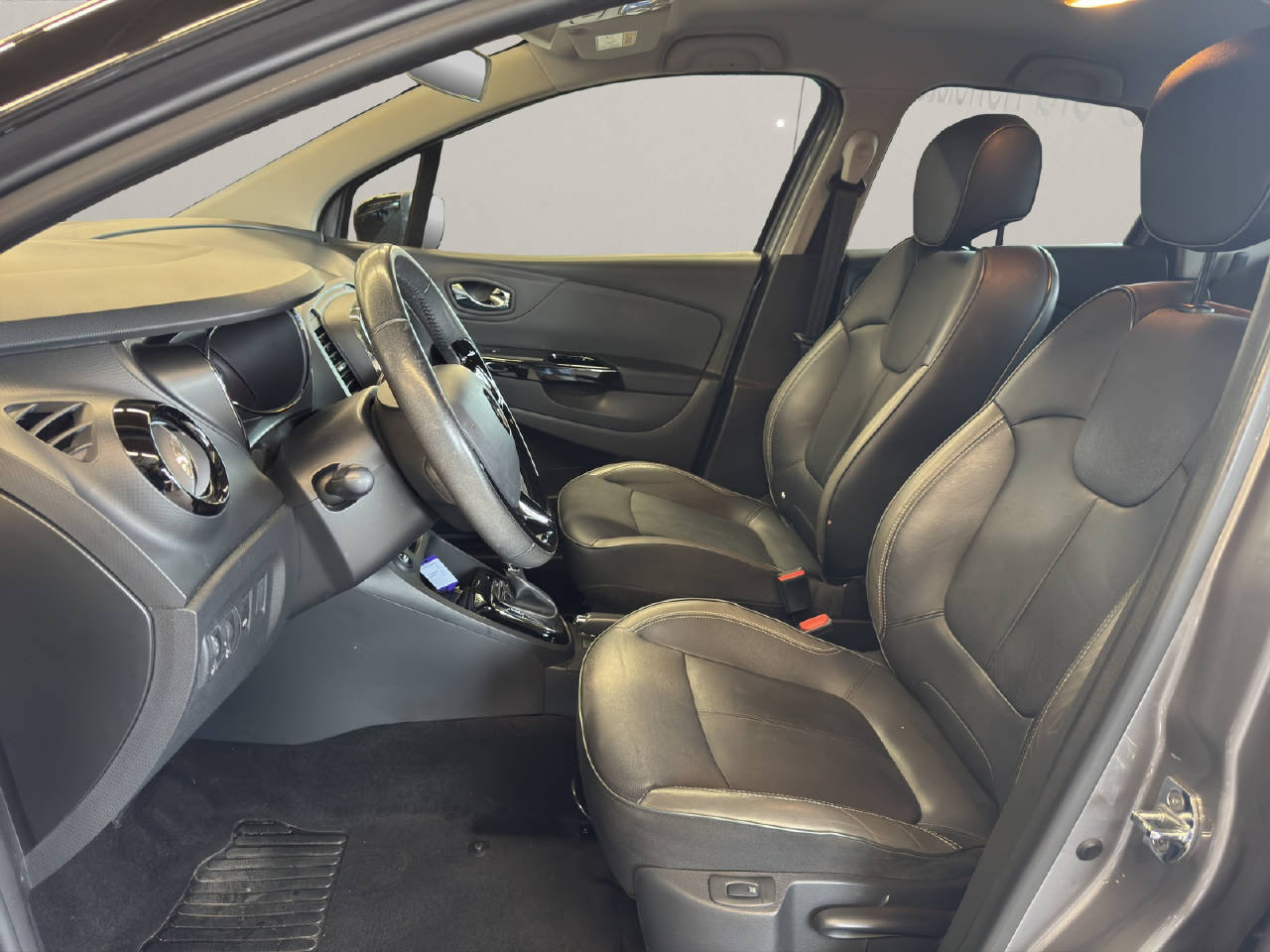 RENAULT Captur 1.2 TCe Intens EDC S/S, Essence, Occasion / Utilisé, Automatique - 5