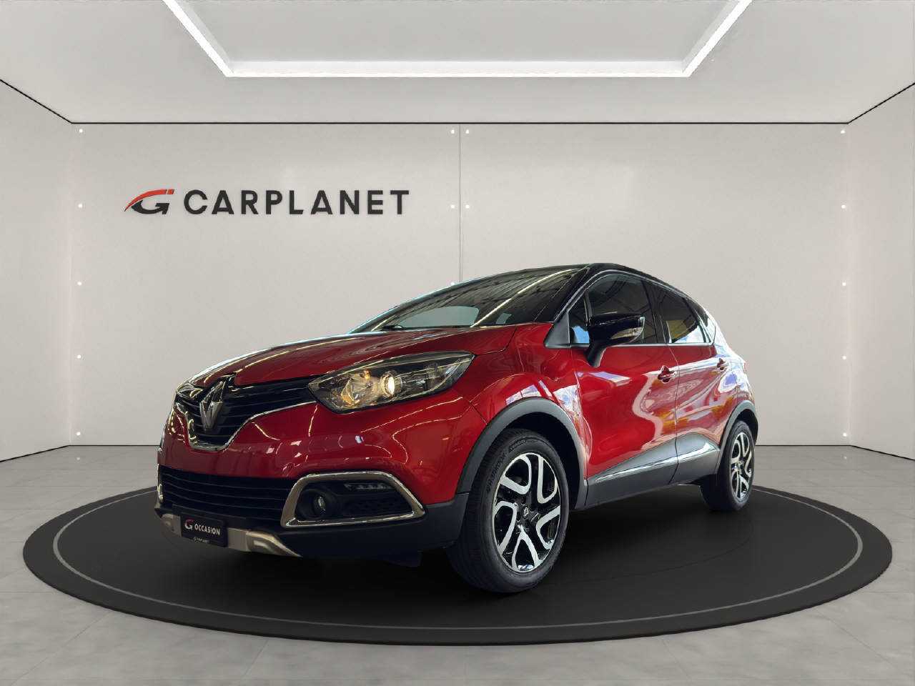 RENAULT Captur 1.2 TCe Helly Hansen EDC