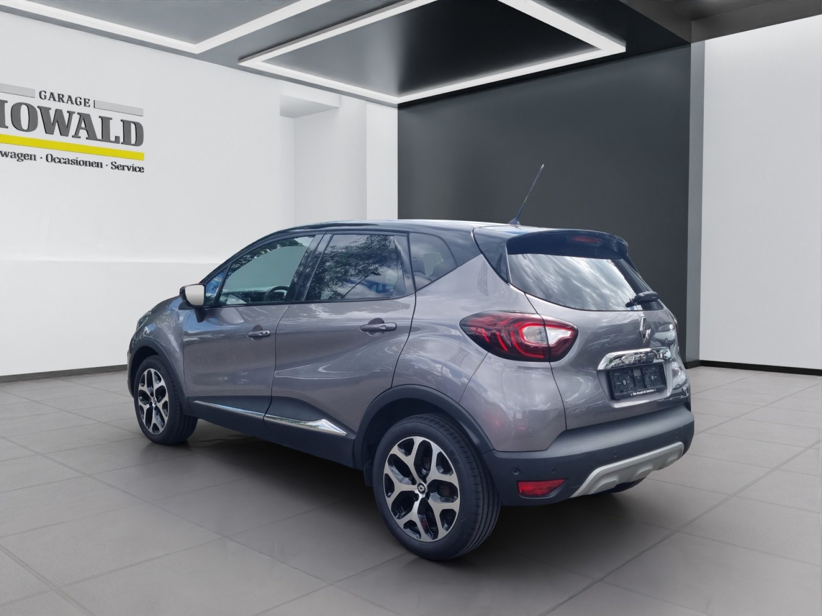 RENAULT Captur 1.2 TCe 90th Anniv. EDC S/S, Essence, Occasion / Utilisé, Automatique - 3