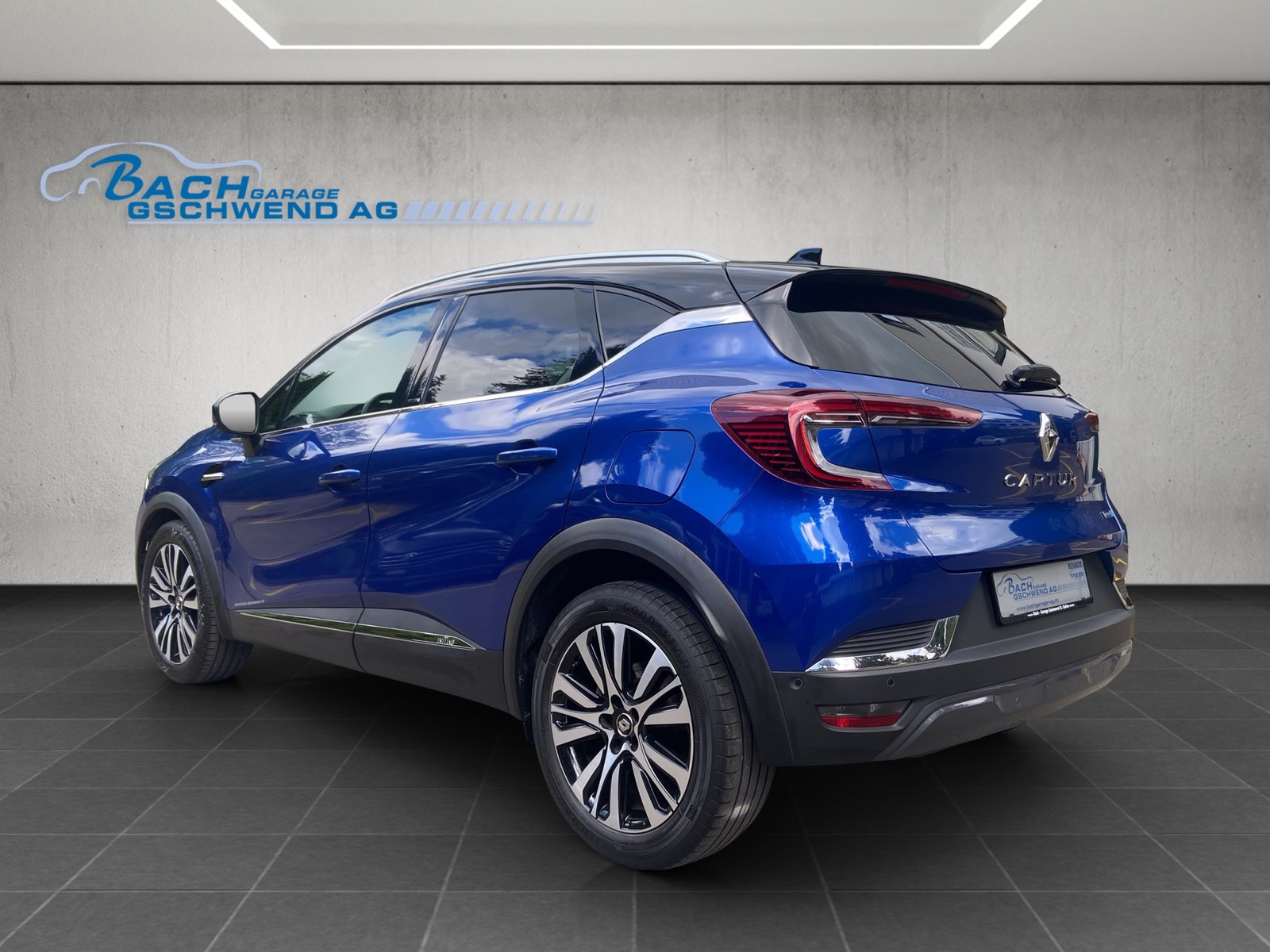 RENAULT Captur 1.6 E-Tech Initiale Paris DHT, Voll-Hybrid Benzin/Elektro, Occasion / Gebraucht, Automatik - 5