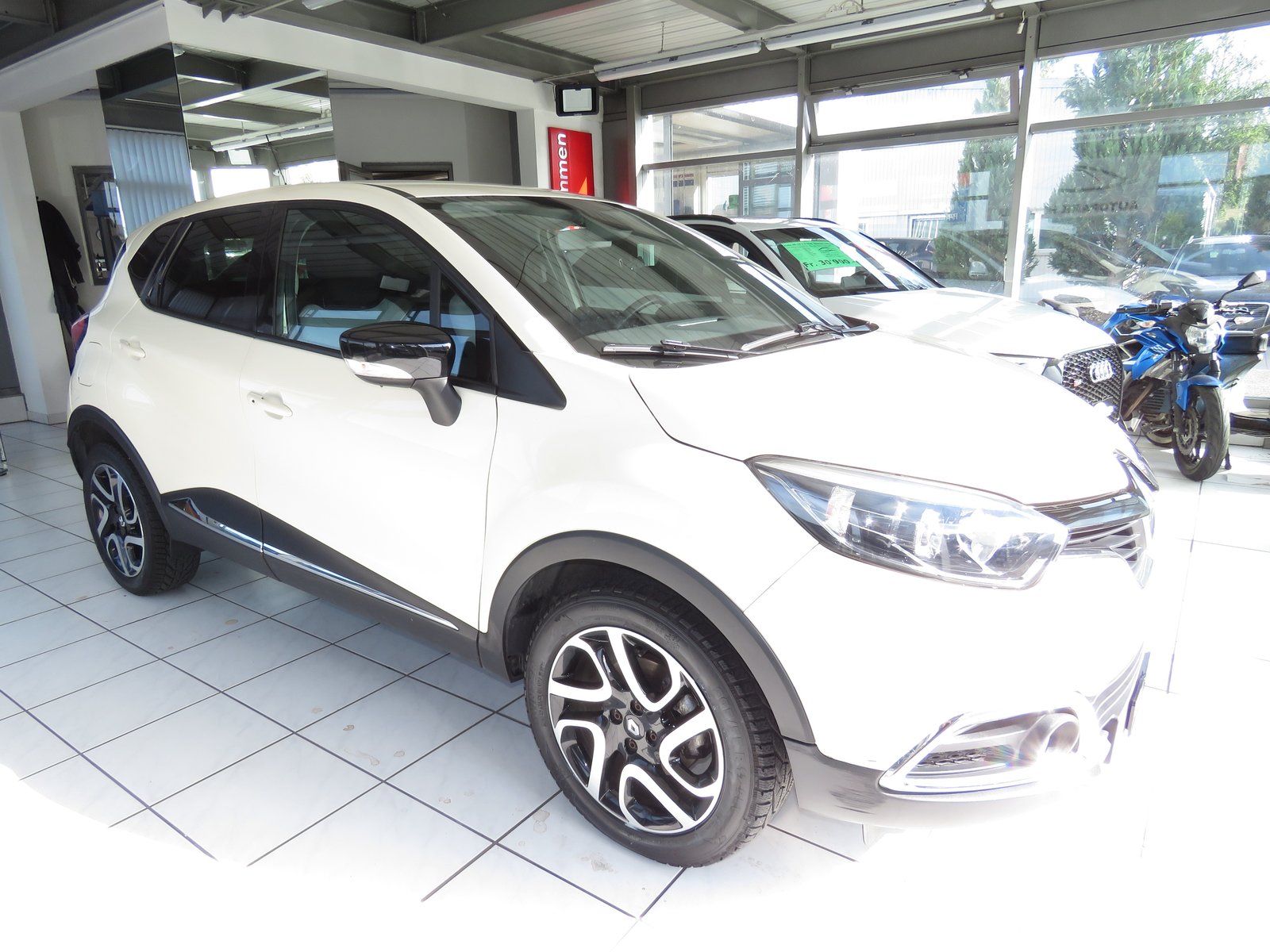 RENAULT Captur 1.2 T 16V Dynamique EDC, Benzina, Occasioni / Usate, Automatico - 3