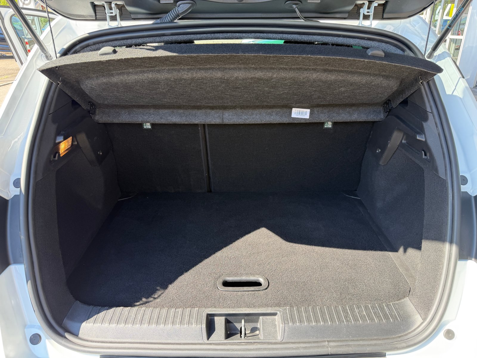 RENAULT Captur 1.3 TCe 140 techno, Mild-Hybrid Benzin/Elektro, Occasion / Gebraucht, Handschaltung - 7