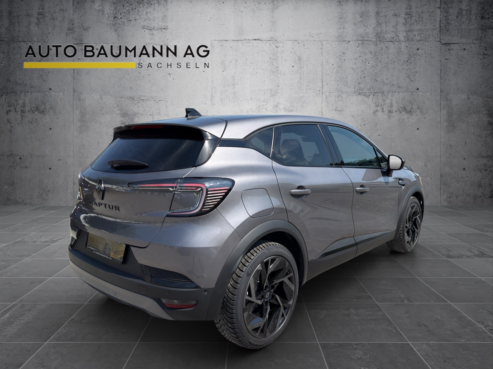 RENAULT Captur 1.3 TCe Esprit Alpine EDC, Mild-Hybrid Petrol/Electric, Second hand / Used, Automatic - 4