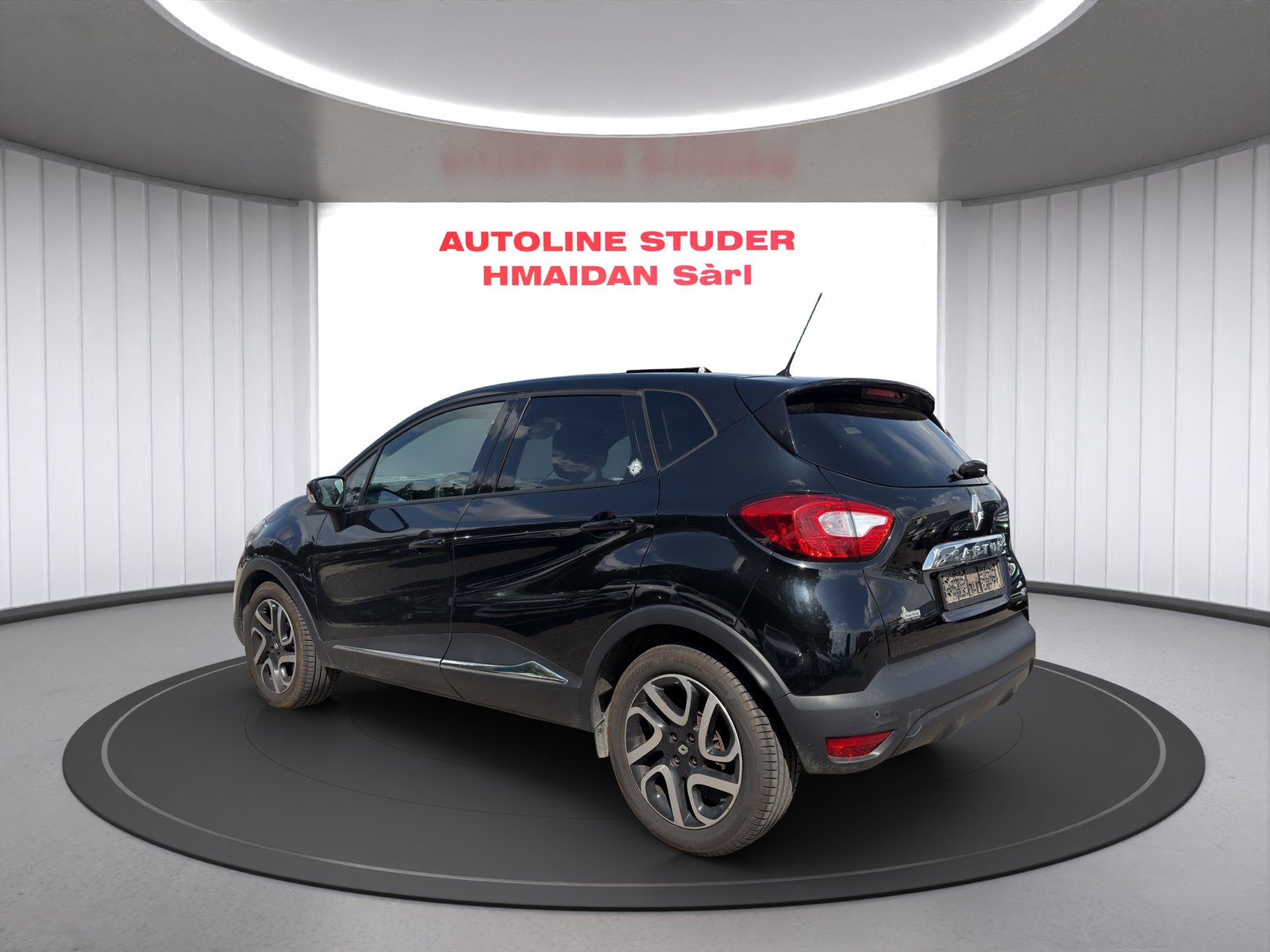 RENAULT Captur 1.5 dCi Privilège, Diesel, Second hand / Used, Manual - 2