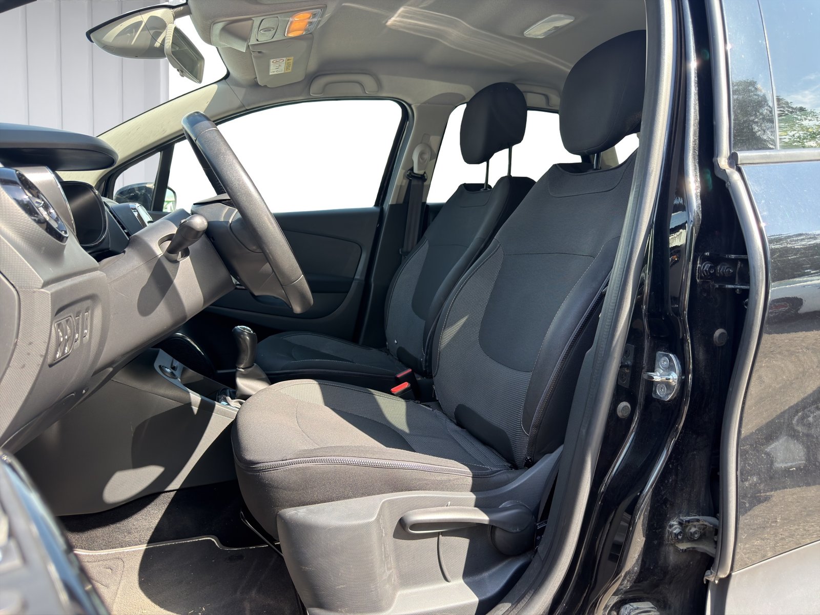 RENAULT Captur 1.5 dCi Privilège, Diesel, Second hand / Used, Manual - 7