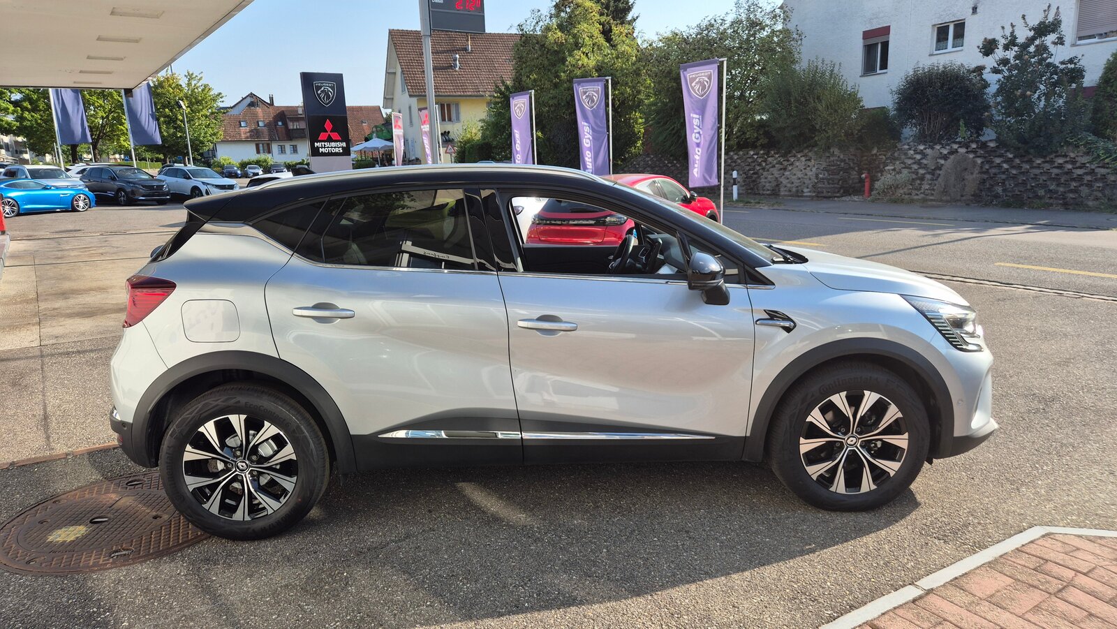 RENAULT Captur 1.6 E-Tech145 Evol, Full-Hybrid Petrol/Electric, Second hand / Used, Automatic - 4
