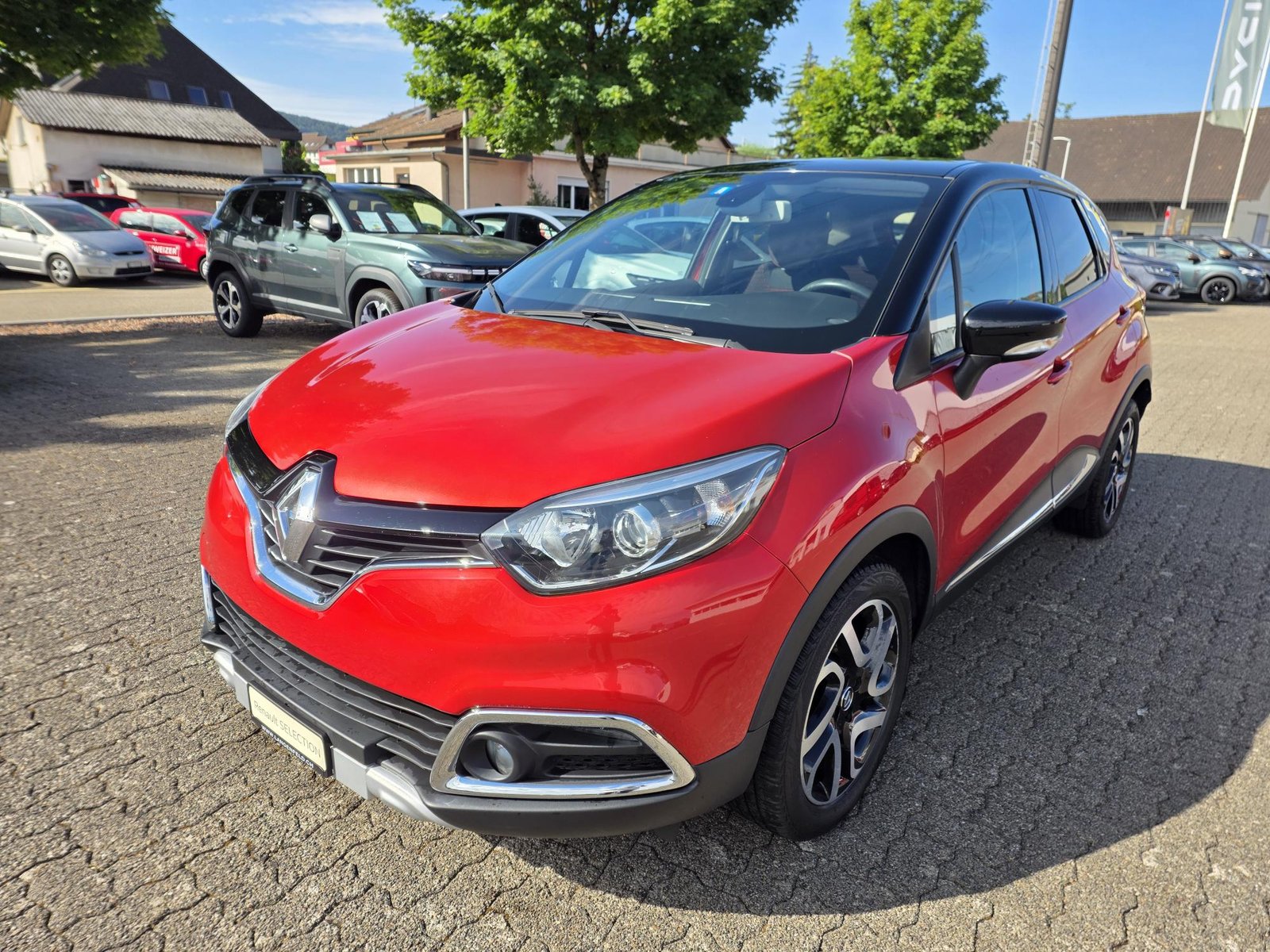 RENAULT Captur 1.2 TCe Outdoor+ EDC S/S