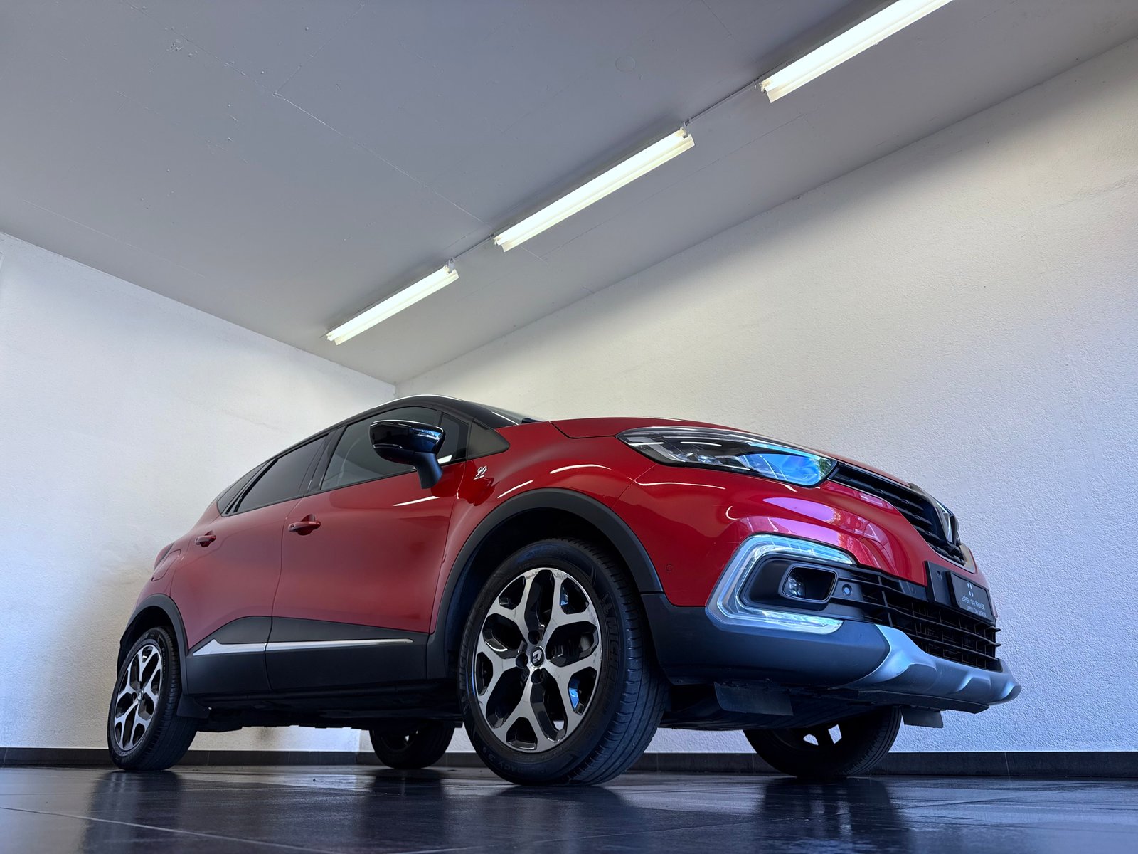 RENAULT Captur 1.2 T 16V 90th Anniversary EDC, Benzin, Occasion / Gebraucht, Automatik - 3