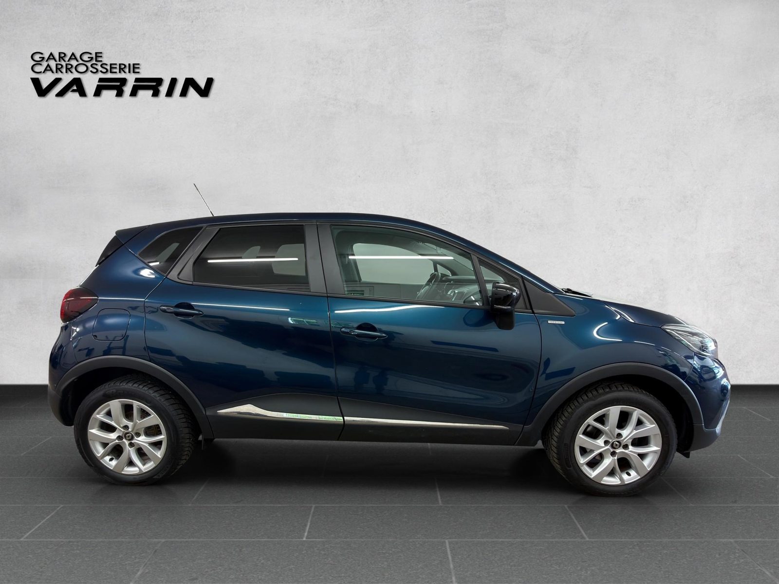 RENAULT Captur 0.9 TCe Intens S/S, Benzin, Occasion / Gebraucht, Handschaltung - 7