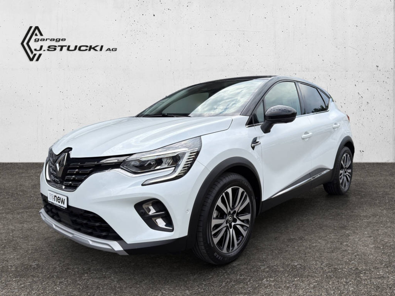 RENAULT Captur E-TECH 1.6 Plug-in Hybrid Initiale Paris