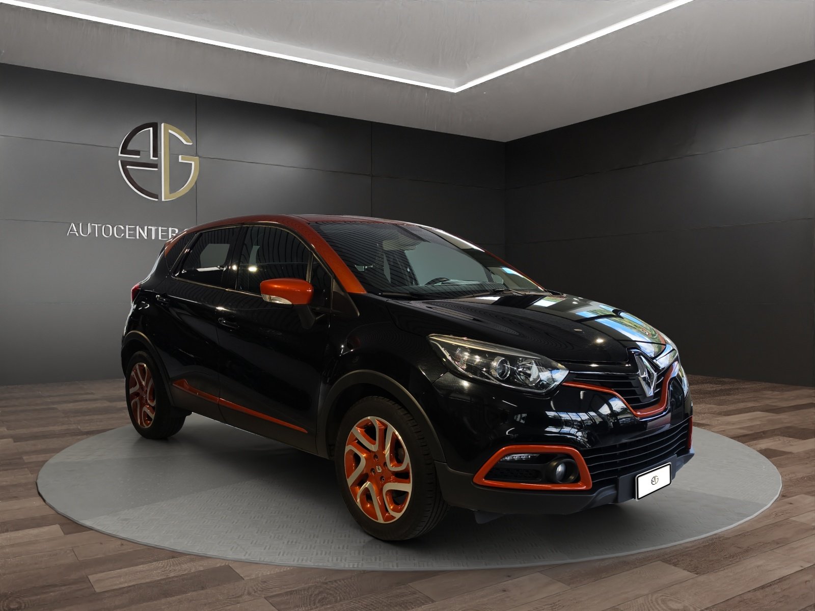 RENAULT Captur 1.2 T 16V Privilège EDC, Petrol, Second hand / Used, Automatic - 5