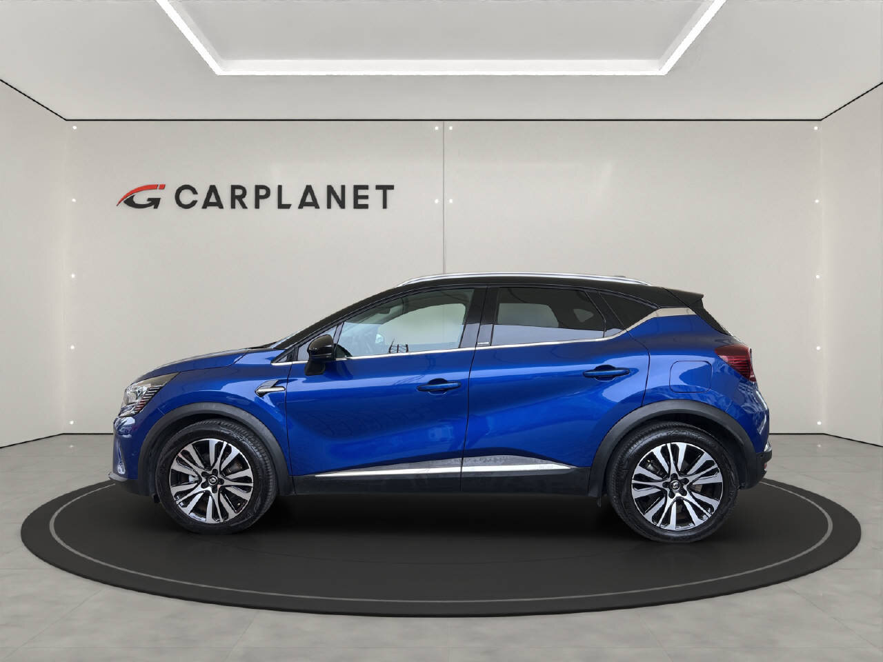 RENAULT Captur 1.6 E-Tech Plug-in Initiale, Plug-in-Hybrid Petrol/Electric, Second hand / Used, Automatic - 4
