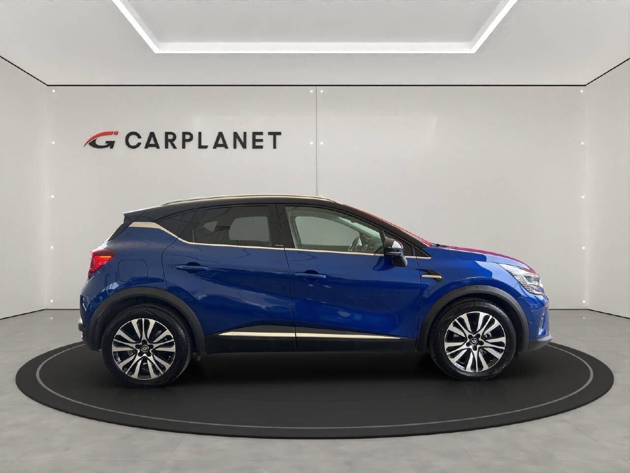 RENAULT Captur 1.6 E-Tech Plug-in Initiale, Plug-in-Hybrid Petrol/Electric, Second hand / Used, Automatic - 7